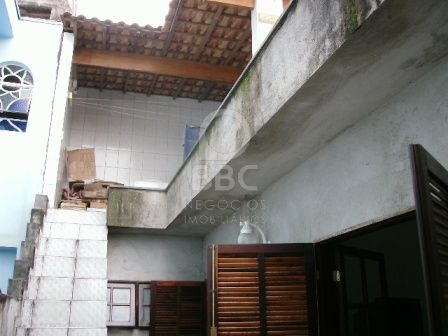 Casa à venda com 2 quartos, 130m² - Foto 3