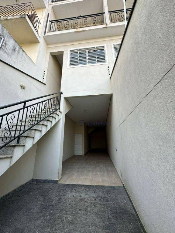 Sobrado à venda com 3 quartos, 150m² - Foto 1