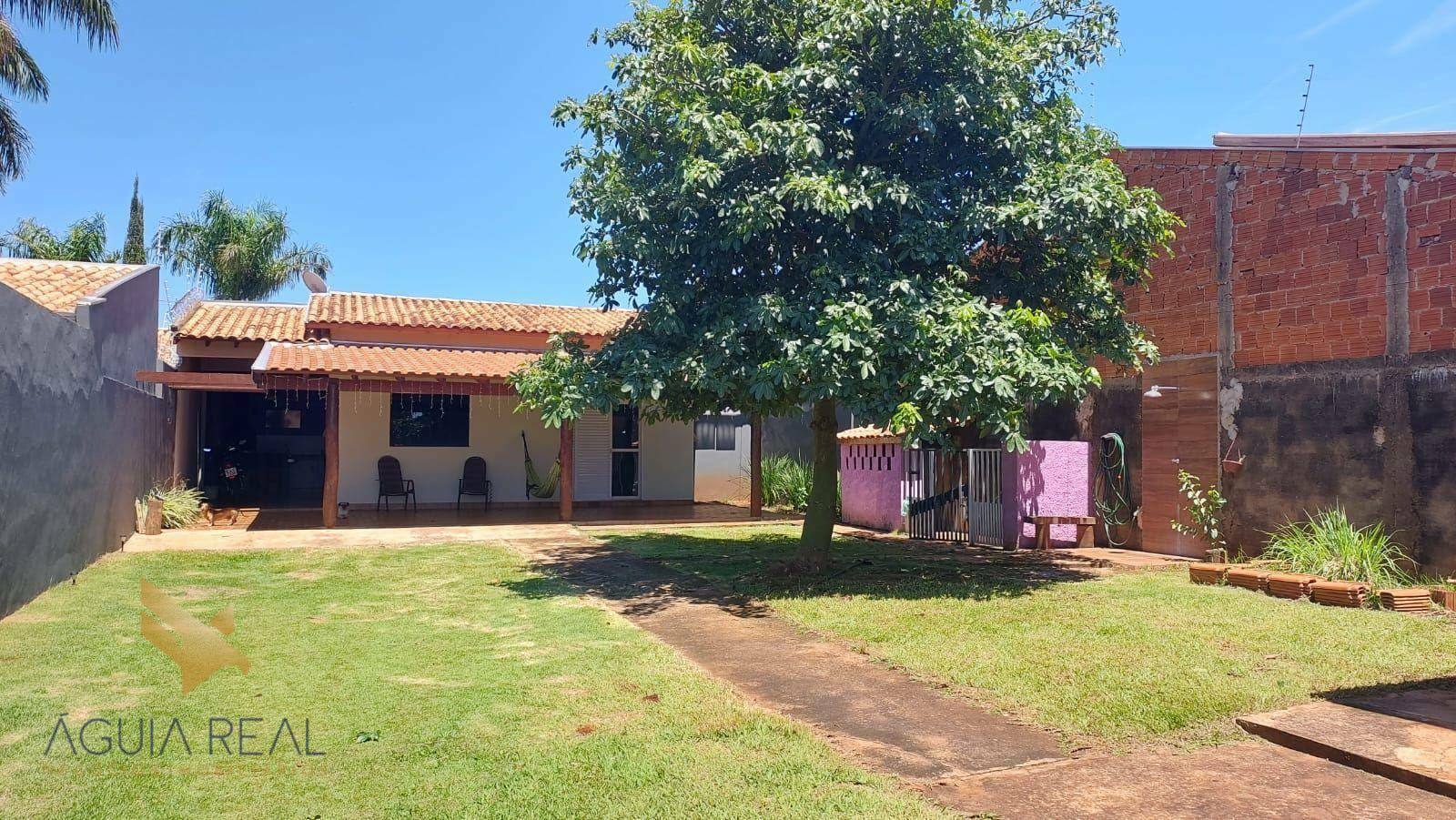 Casa à venda com 2 quartos, 80m² - Foto 2