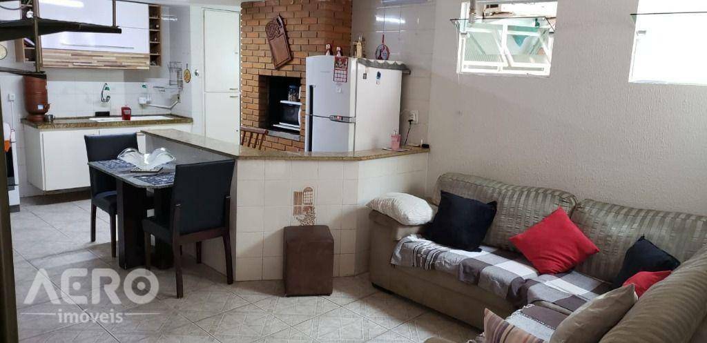 Casa à venda e aluguel com 3 quartos, 440m² - Foto 25