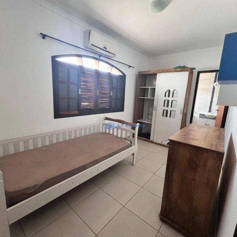 Casa para alugar com 2 quartos, 147m² - Foto 8
