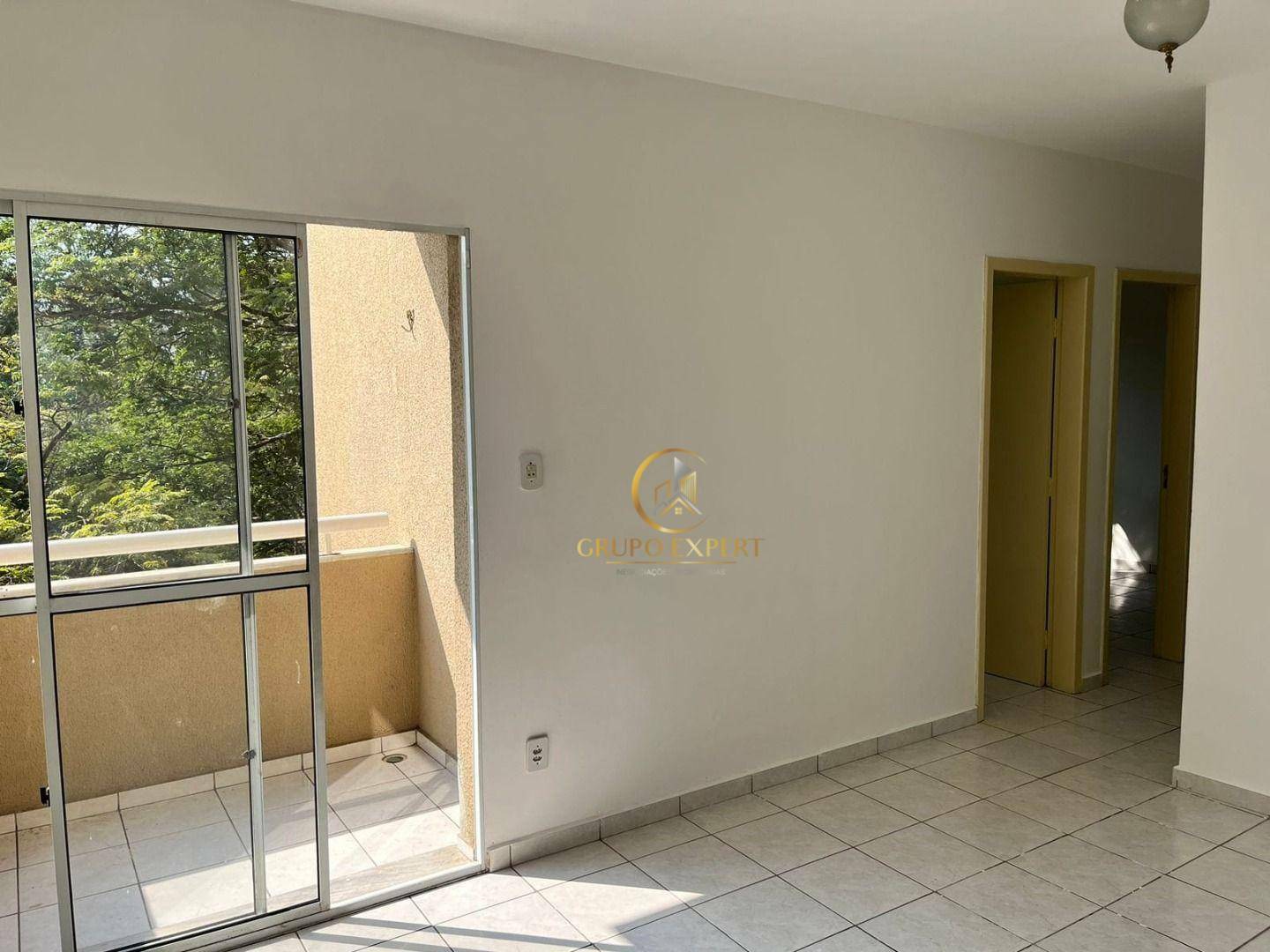 Apartamento à venda com 2 quartos, 62m² - Foto 1