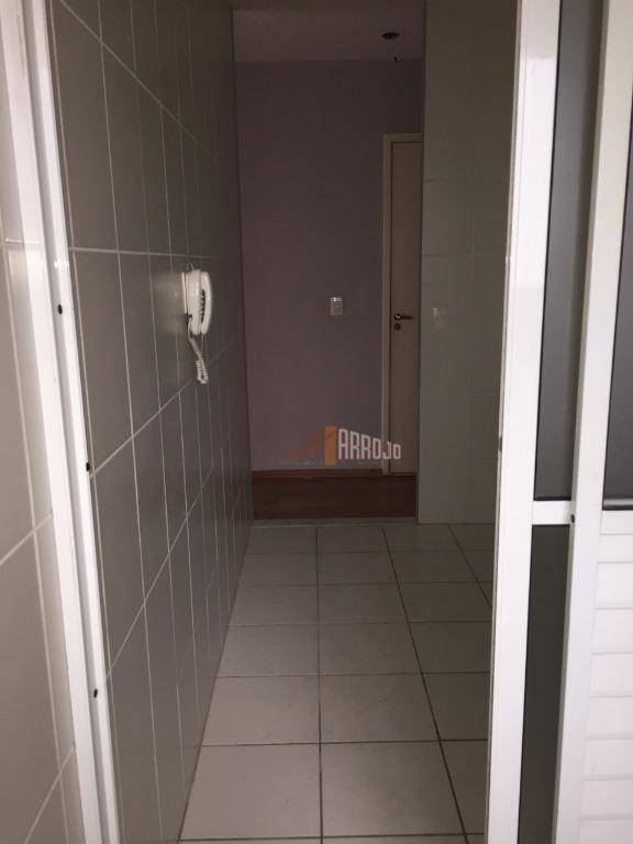 Apartamento à venda com 3 quartos, 62m² - Foto 18