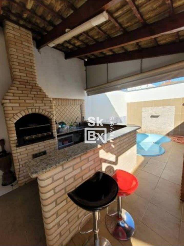 Casa à venda com 3 quartos, 200m² - Foto 15