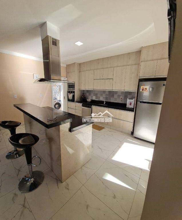 Casa de Condomínio à venda e aluguel com 3 quartos, 182m² - Foto 16