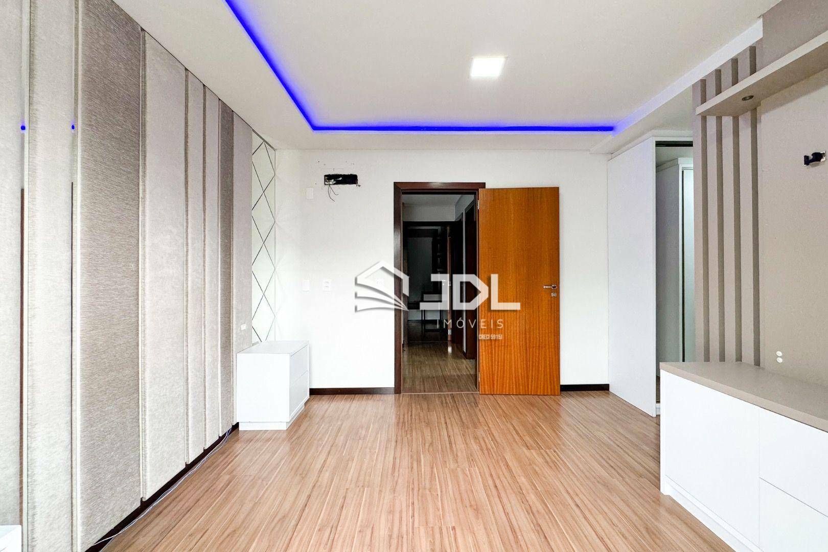 Casa à venda com 3 quartos, 165m² - Foto 17