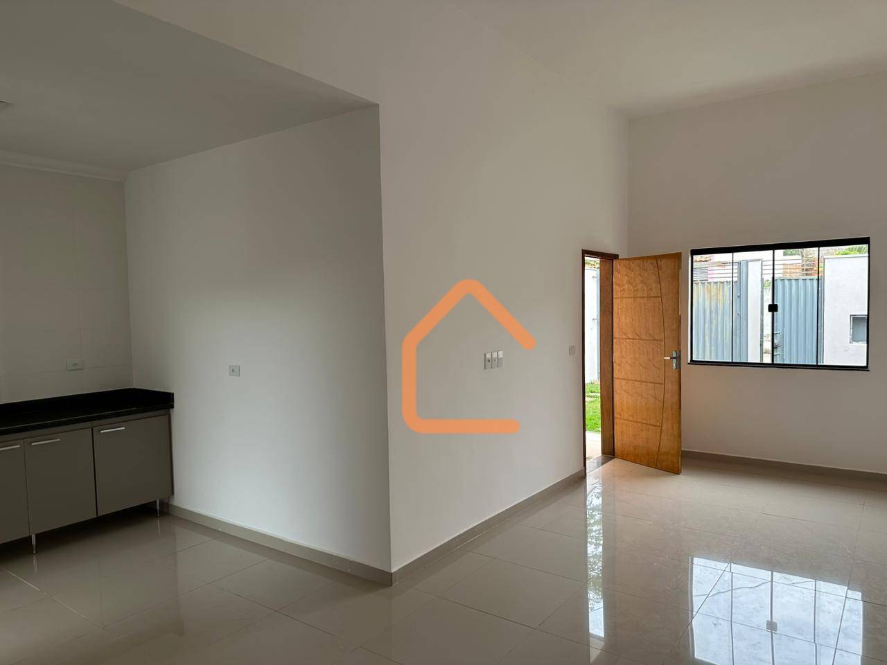 Casa à venda com 3 quartos, 160m² - Foto 2