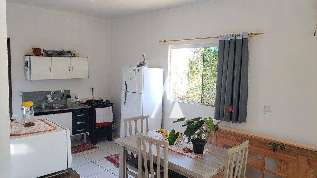 Casa à venda com 2 quartos, 58m² - Foto 18