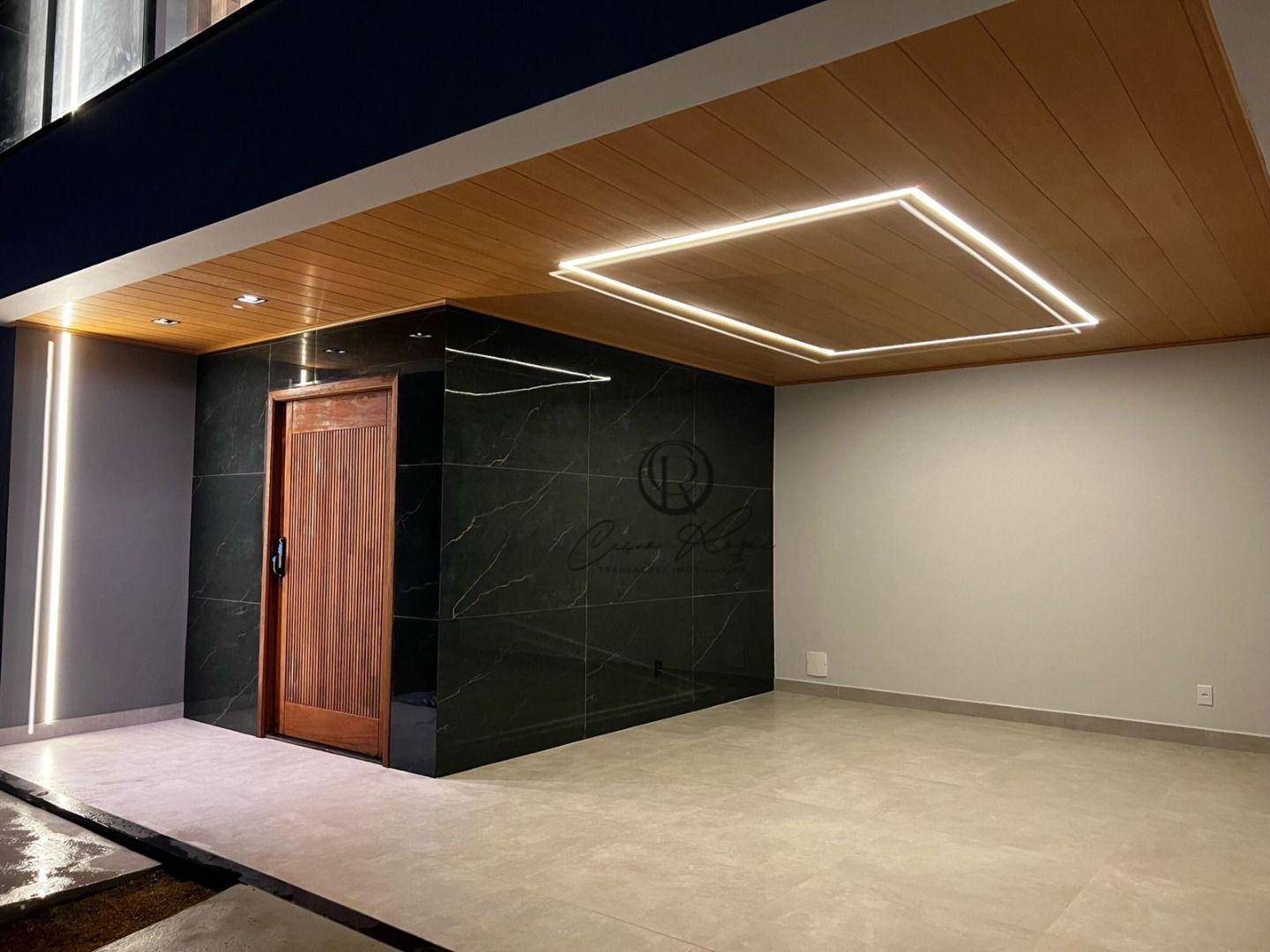 Casa de Condomínio à venda com 4 quartos, 300m² - Foto 3