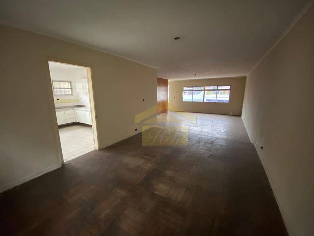 Sobrado à venda com 4 quartos, 300m² - Foto 4