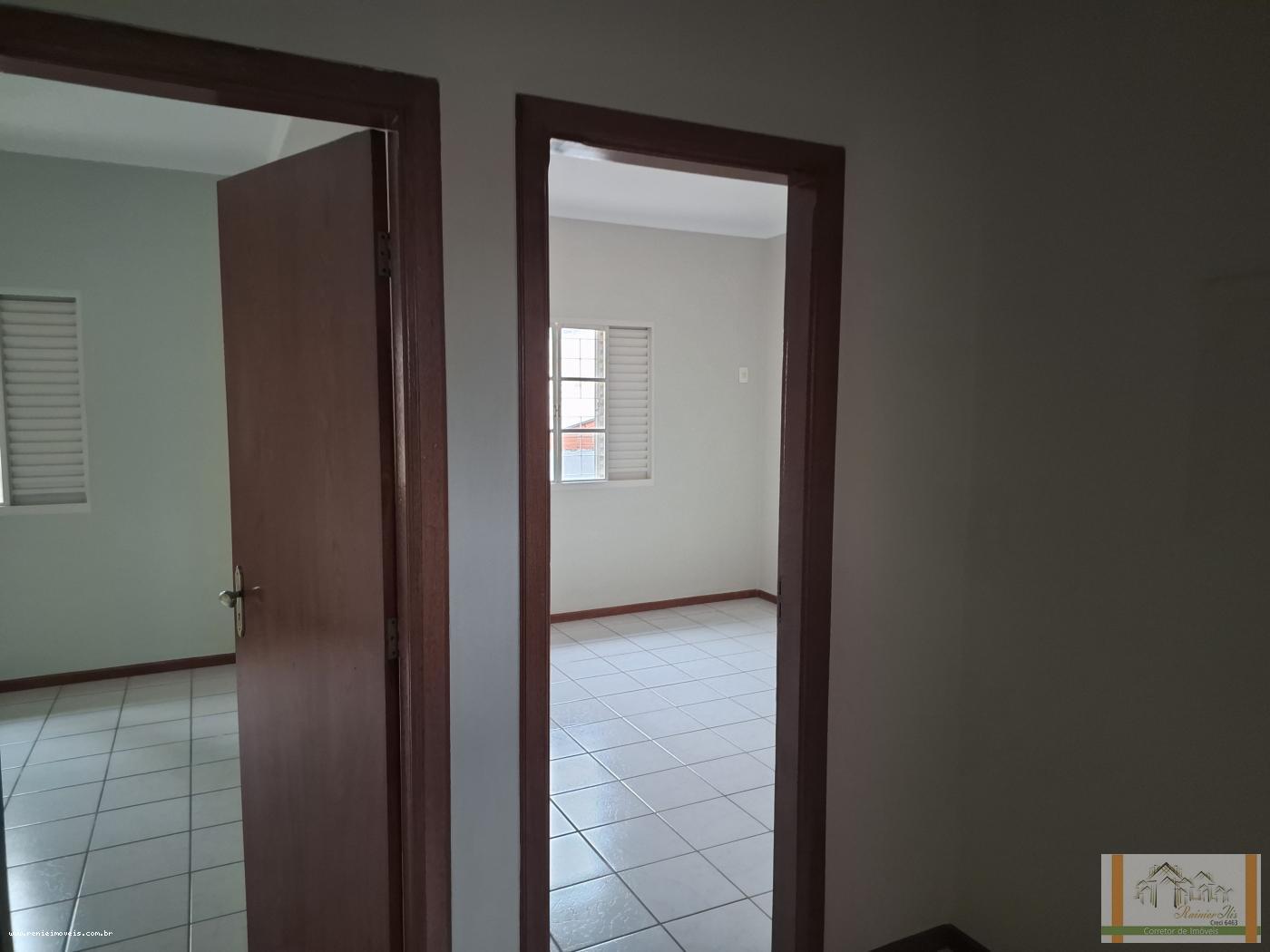 Sobrado à venda com 3 quartos, 156m² - Foto 8