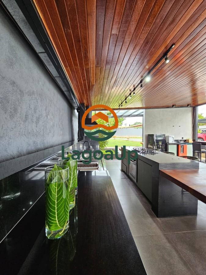 Casa à venda com 4 quartos, 1600m² - Foto 29