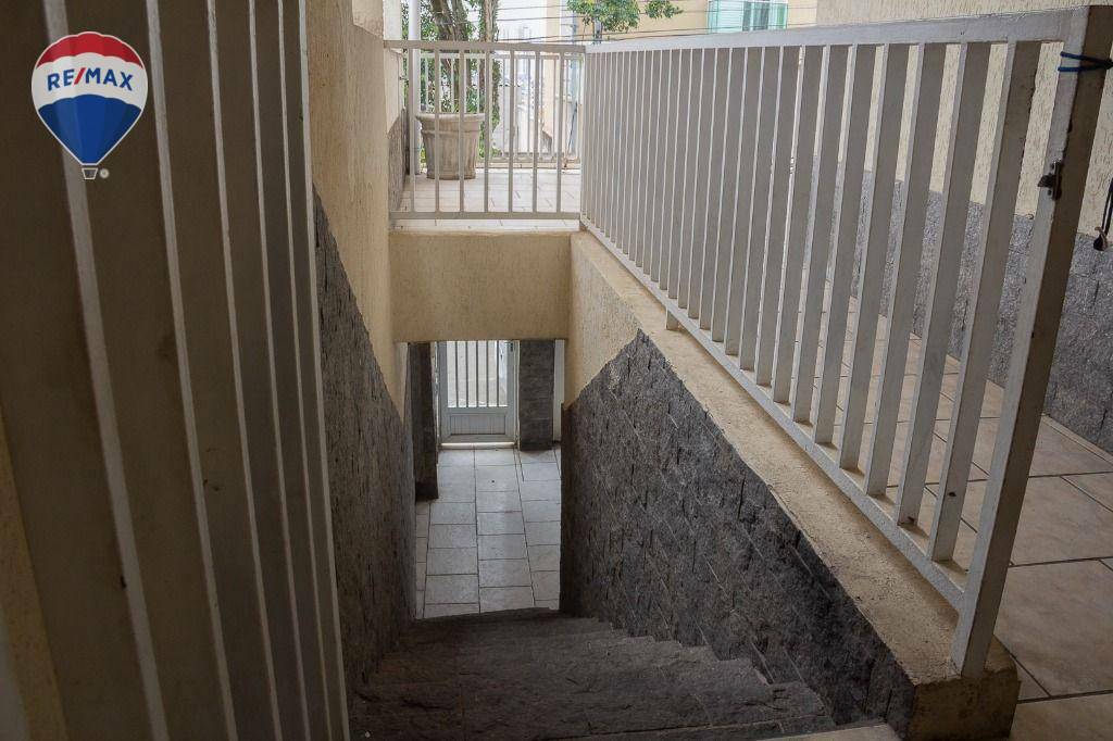 Sobrado à venda com 3 quartos, 185m² - Foto 3