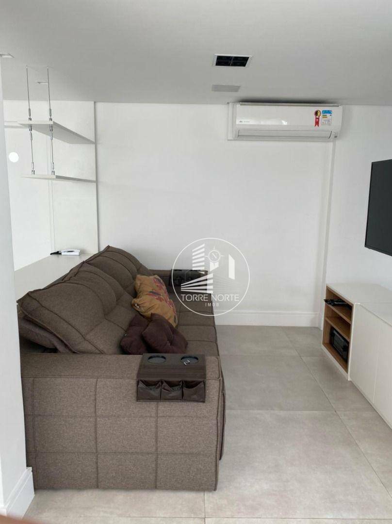 Cobertura para alugar com 4 quartos, 320m² - Foto 33