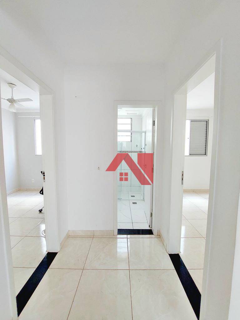 Apartamento à venda com 2 quartos, 47m² - Foto 2