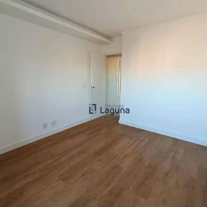 Apartamento à venda com 3 quartos - Foto 17