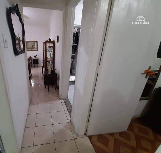 Apartamento à venda com 2 quartos, 70m² - Foto 3