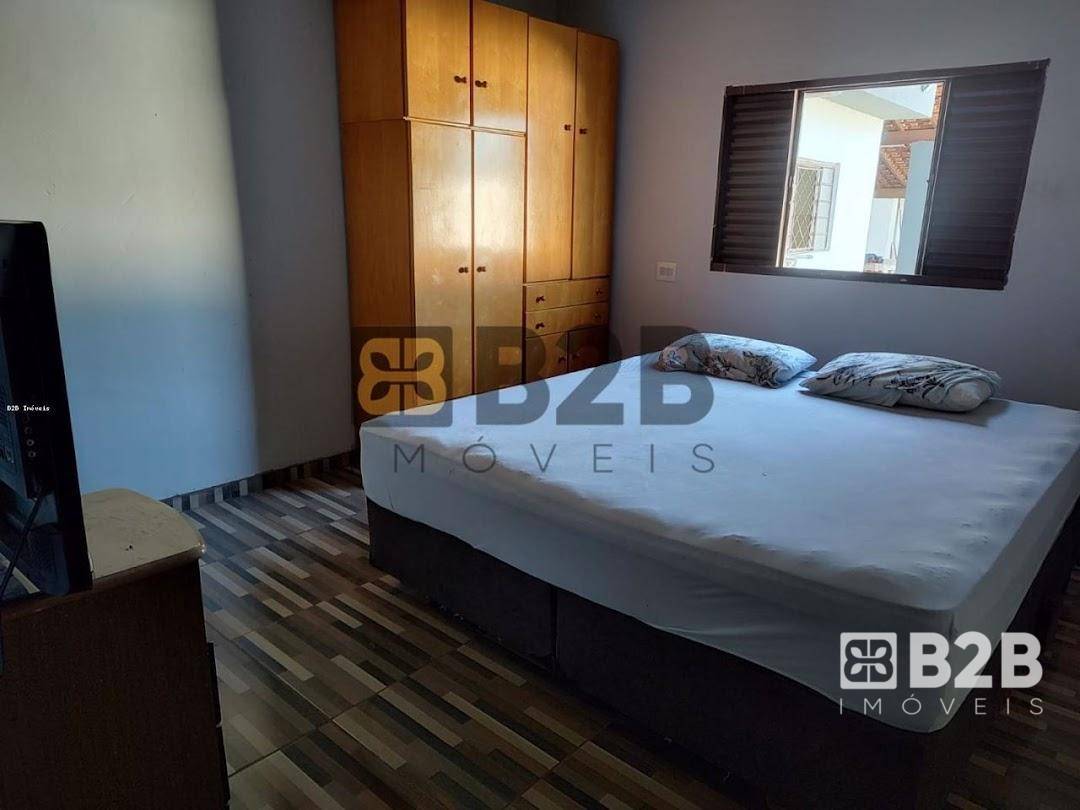 Chácara à venda com 2 quartos, 120m² - Foto 11