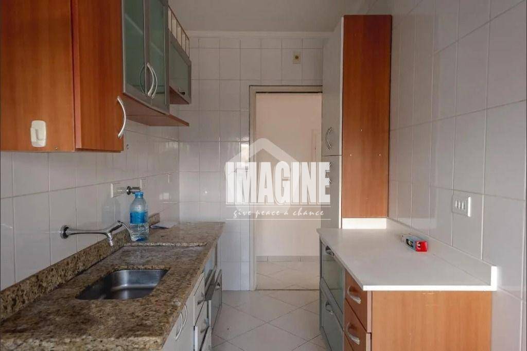 Apartamento à venda com 3 quartos, 79m² - Foto 21