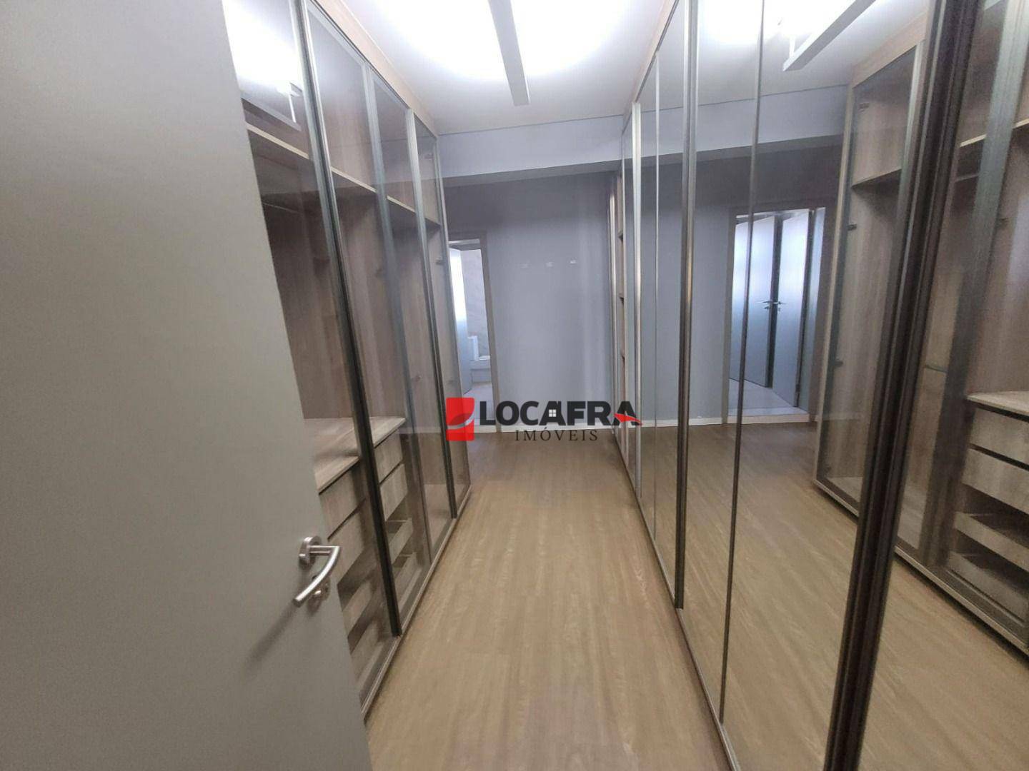 Apartamento à venda com 3 quartos, 245m² - Foto 54