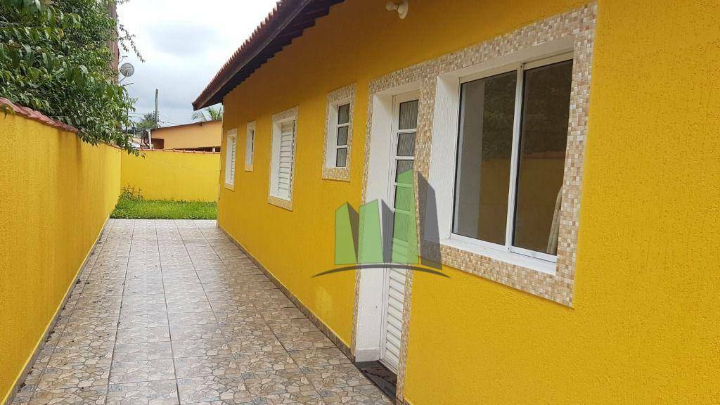 Casa à venda com 2 quartos, 60m² - Foto 1