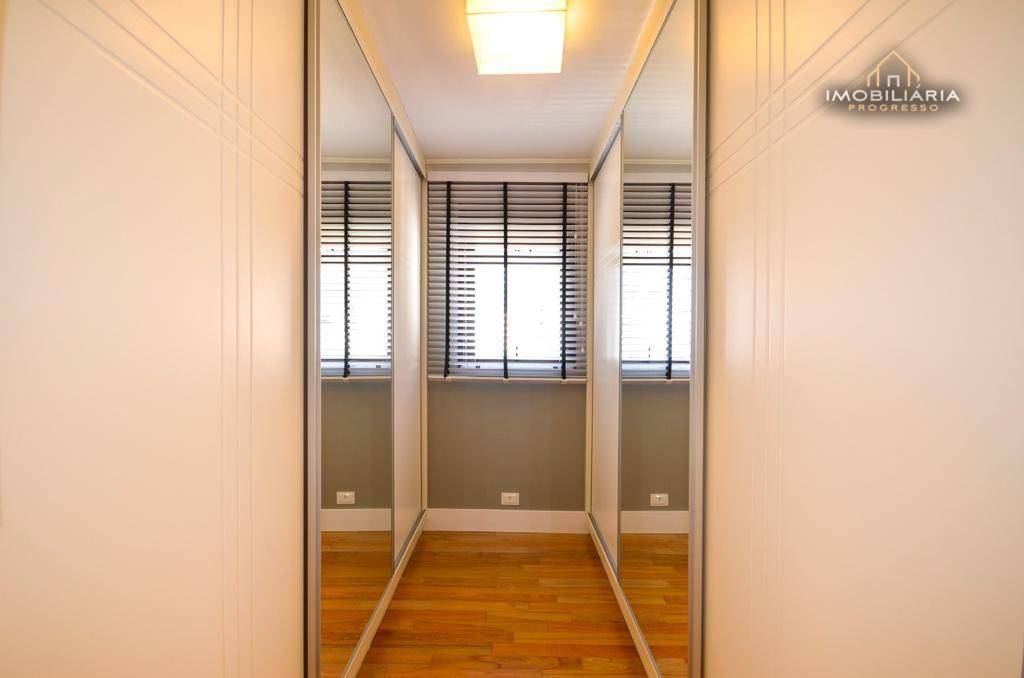 Apartamento à venda com 3 quartos, 262m² - Foto 29