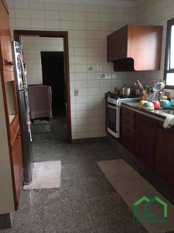 Apartamento à venda e aluguel com 4 quartos, 307m² - Foto 8