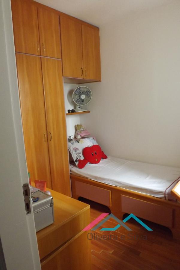 Apartamento à venda com 3 quartos, 74m² - Foto 12