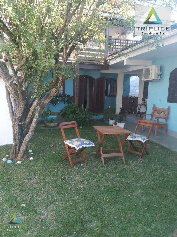 Casa à venda com 9 quartos, 300m² - Foto 17