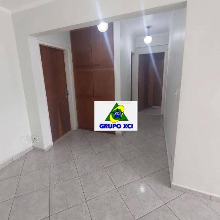 Apartamento à venda com 2 quartos, 70m² - Foto 16