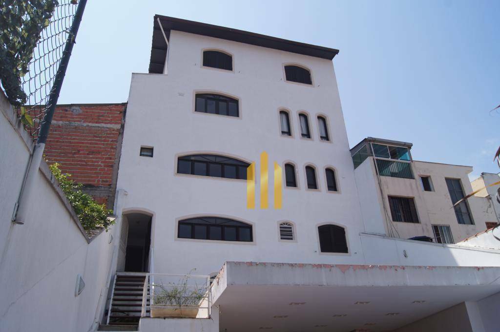 Sobrado para alugar com 3 quartos, 387m² - Foto 24