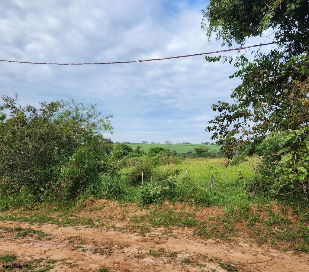 Terreno à venda, 400m² - Foto 1