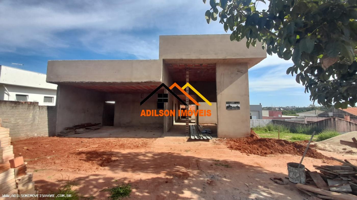 Casa à venda com 3 quartos, 300m² - Foto 4