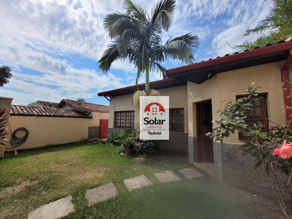 Casa, 6 quartos, 240 m² - Foto 1