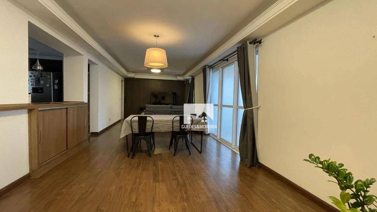 Apartamento à venda com 3 quartos, 117m² - Foto 8