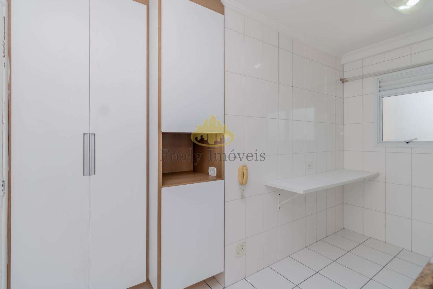 Apartamento à venda com 2 quartos, 62m² - Foto 24