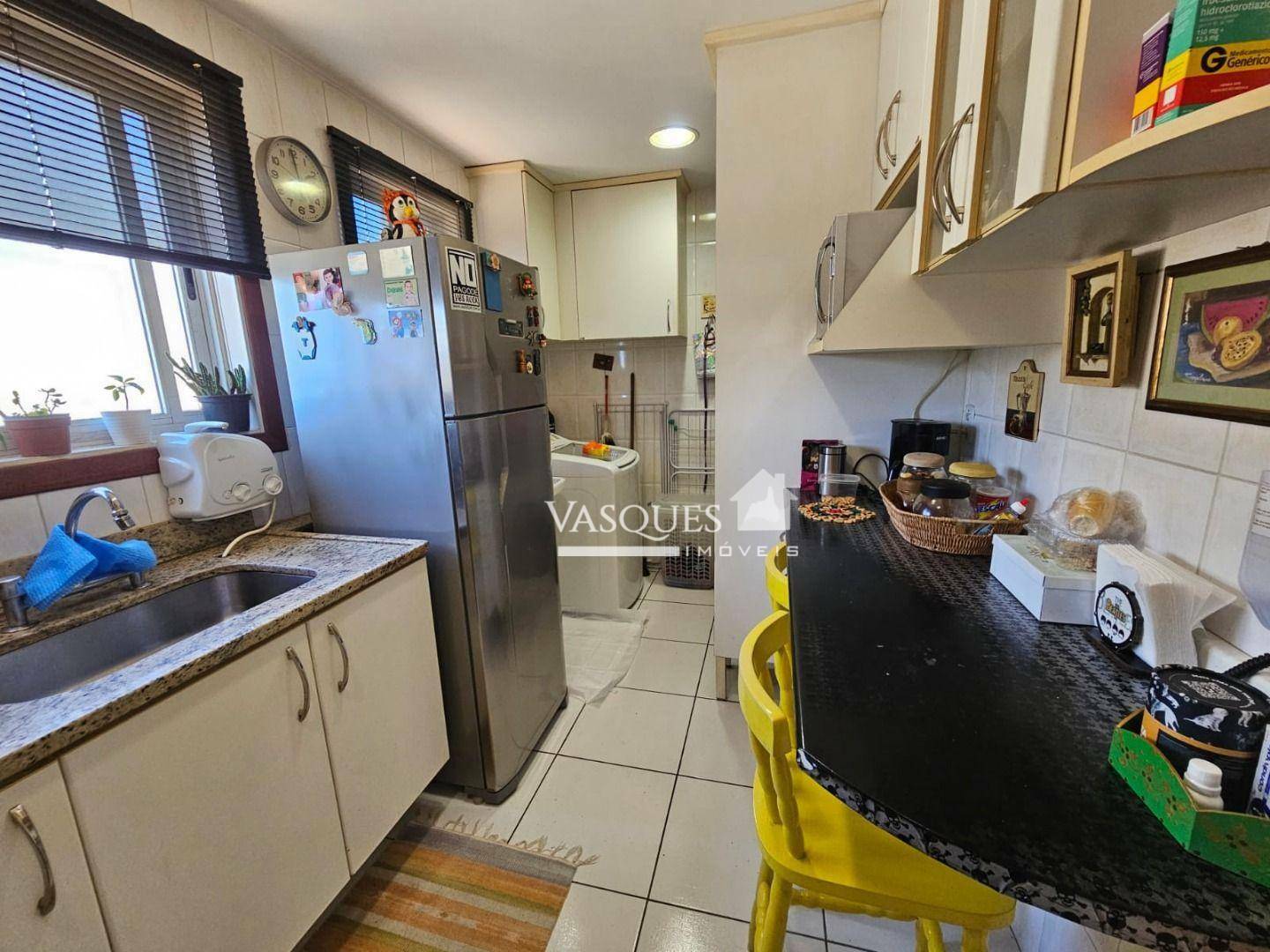 Apartamento à venda com 2 quartos, 62m² - Foto 15