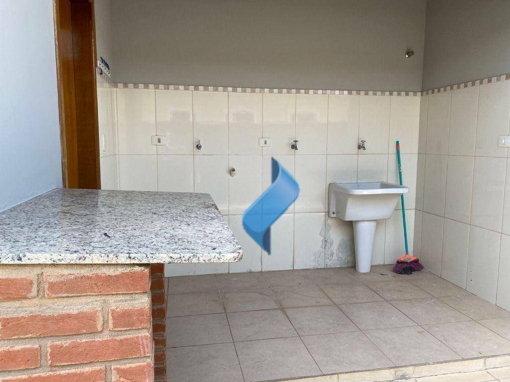 Chácara à venda com 3 quartos, 241m² - Foto 26