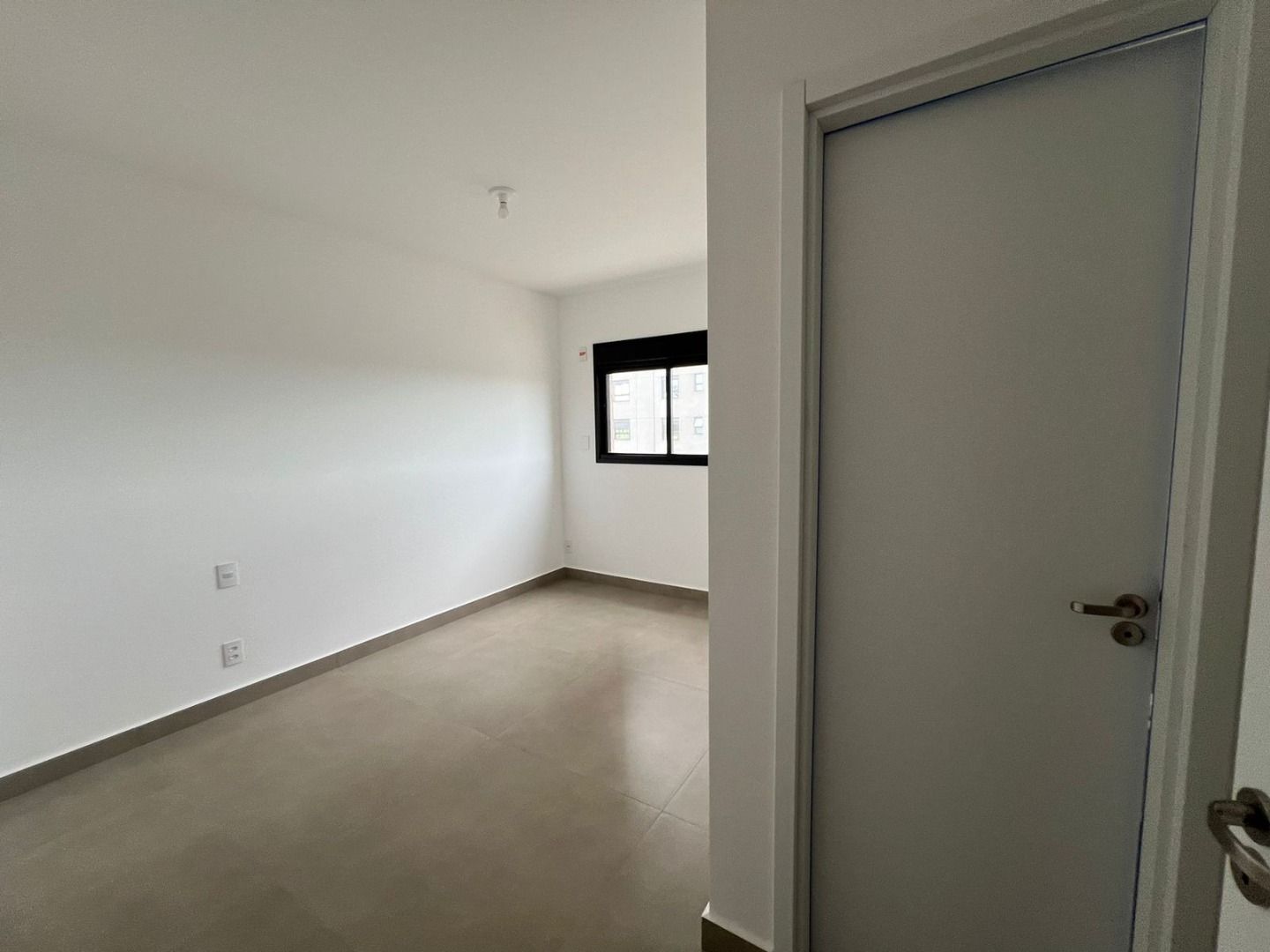 Apartamento à venda com 4 quartos, 198m² - Foto 21