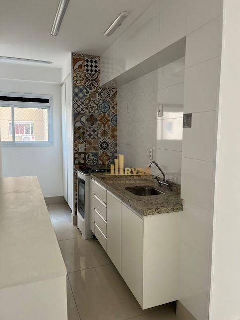 Apartamento à venda com 2 quartos, 63m² - Foto 25