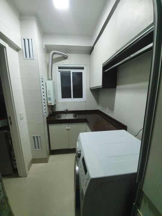 Apartamento à venda com 3 quartos, 105m² - Foto 3