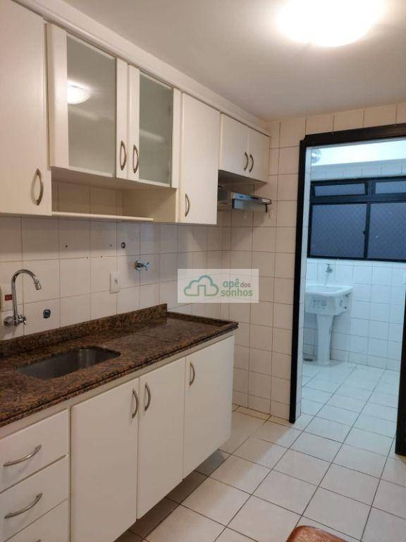 Apartamento para alugar com 2 quartos, 70m² - Foto 17