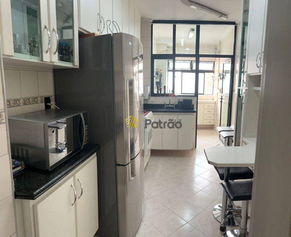 Apartamento à venda com 2 quartos, 68m² - Foto 10