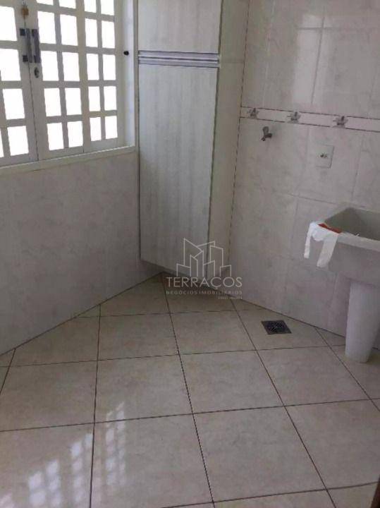 Casa à venda com 3 quartos, 201m² - Foto 5