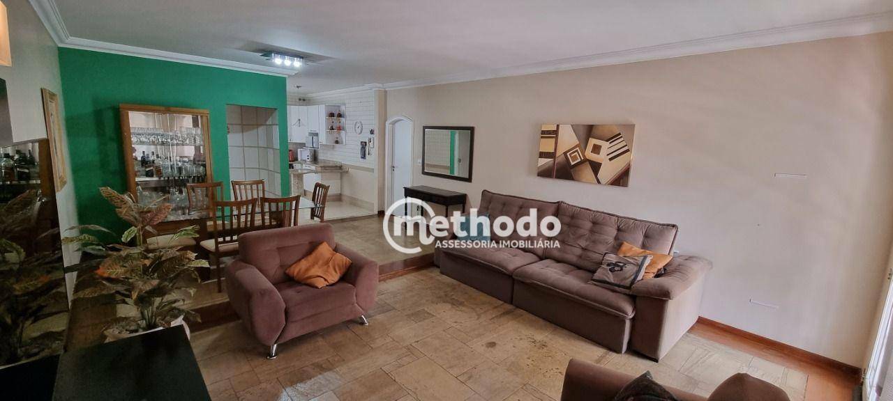 Casa à venda com 3 quartos, 202m² - Foto 4