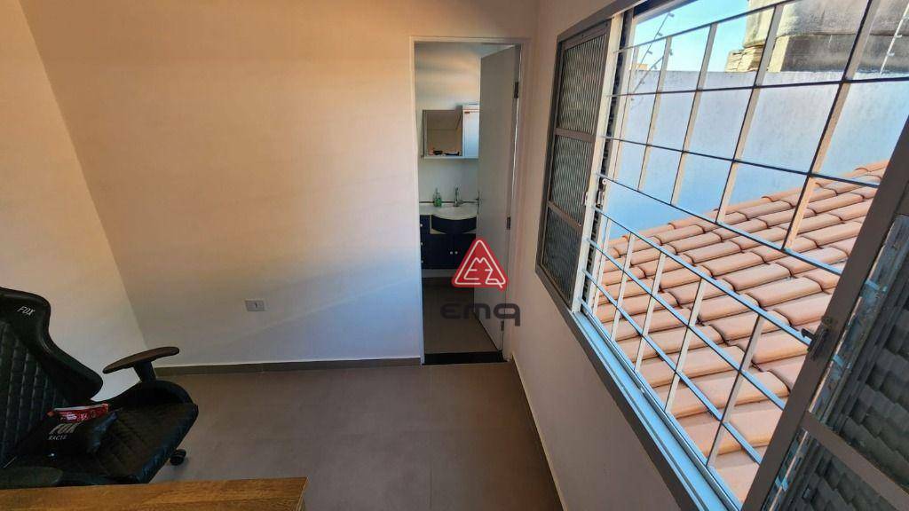 Casa à venda com 3 quartos, 160m² - Foto 18