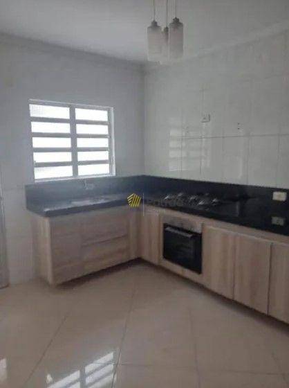 Sobrado à venda com 5 quartos, 250m² - Foto 3