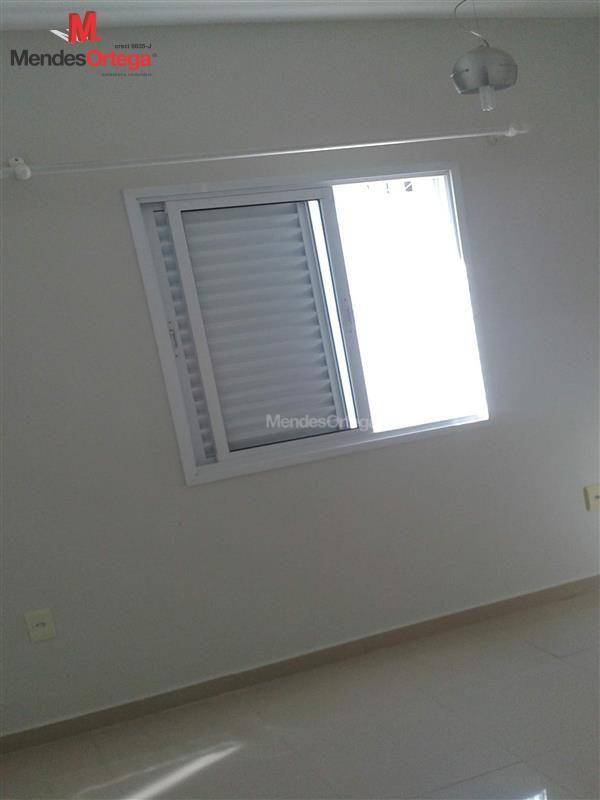 Apartamento para alugar com 2 quartos, 72m² - Foto 12