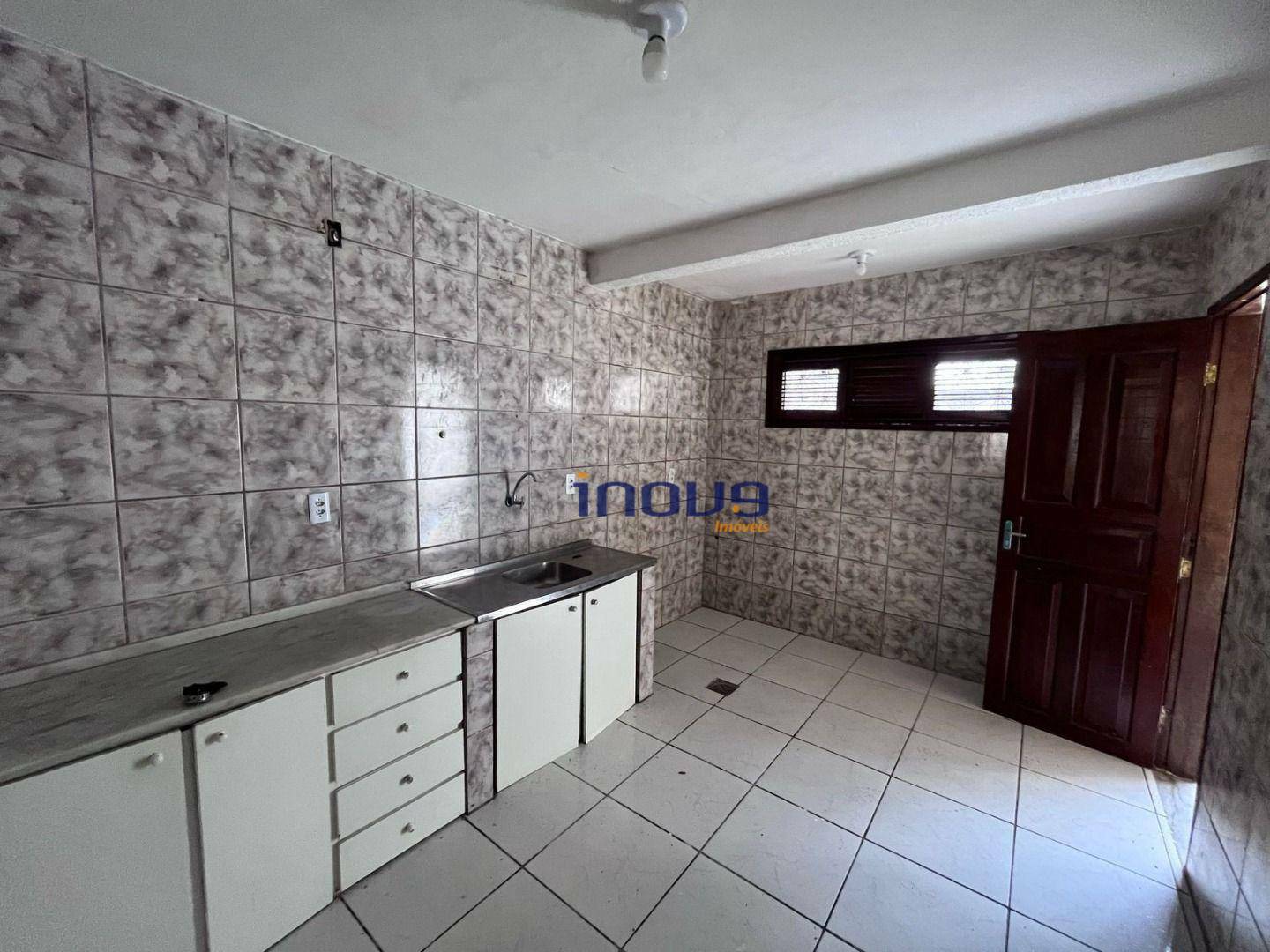 Casa à venda com 4 quartos, 180M2 - Foto 4