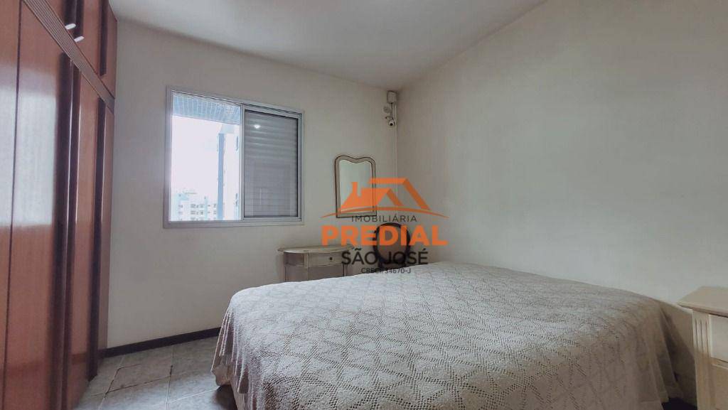 Apartamento à venda com 3 quartos, 87m² - Foto 7